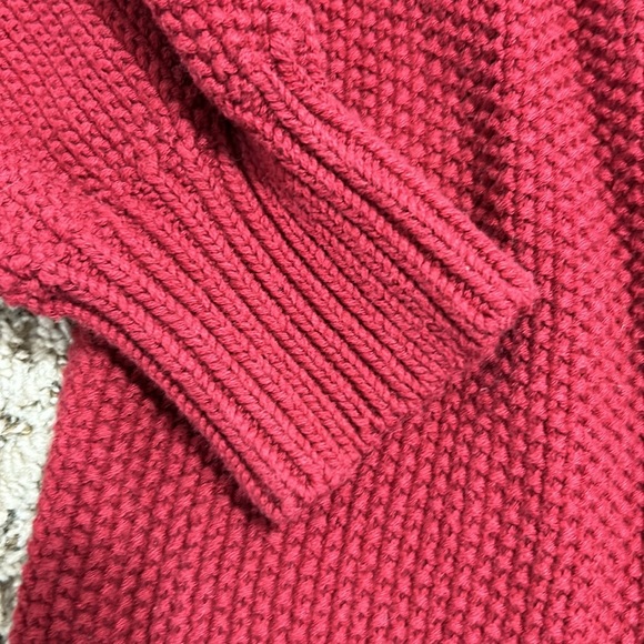 Textured knit tunic sweater in burgundy - Picture 4 of 6